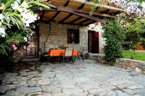 Гостиница Emilio's House  Агия Параскеви